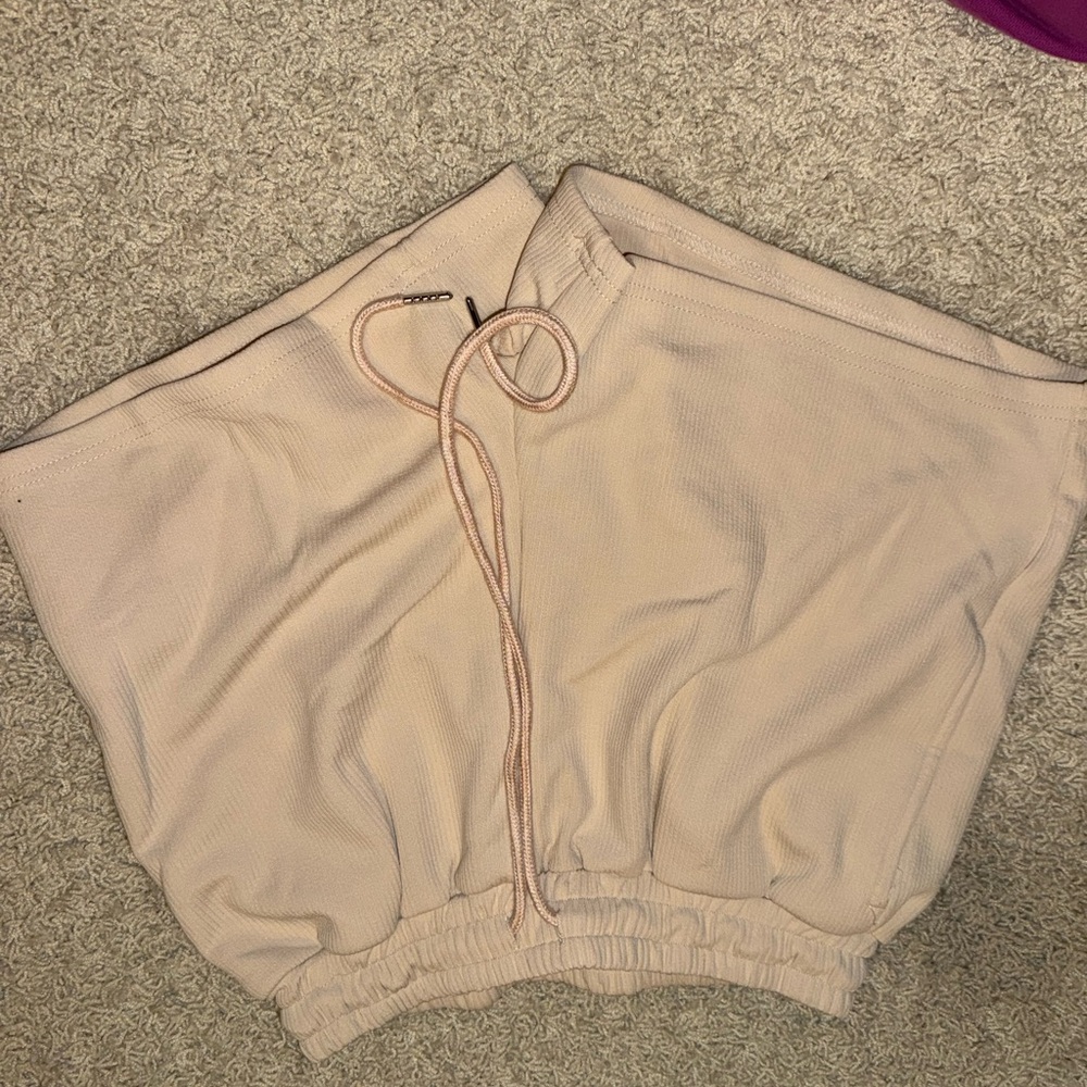 SHEIN Pink Women's Shorts Bermudas